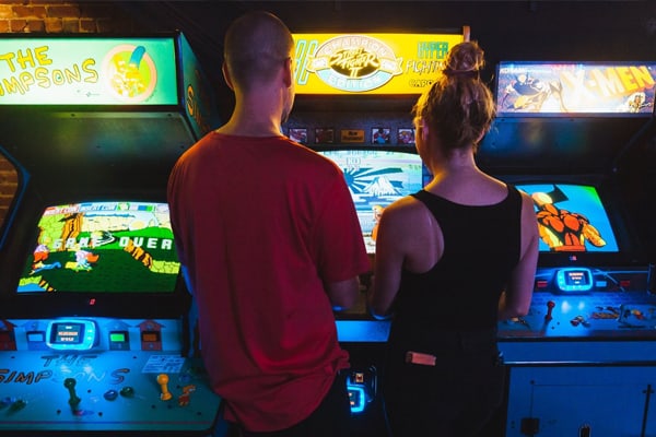 Arcade Date