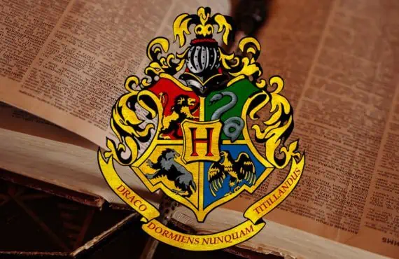 hogwarts crest